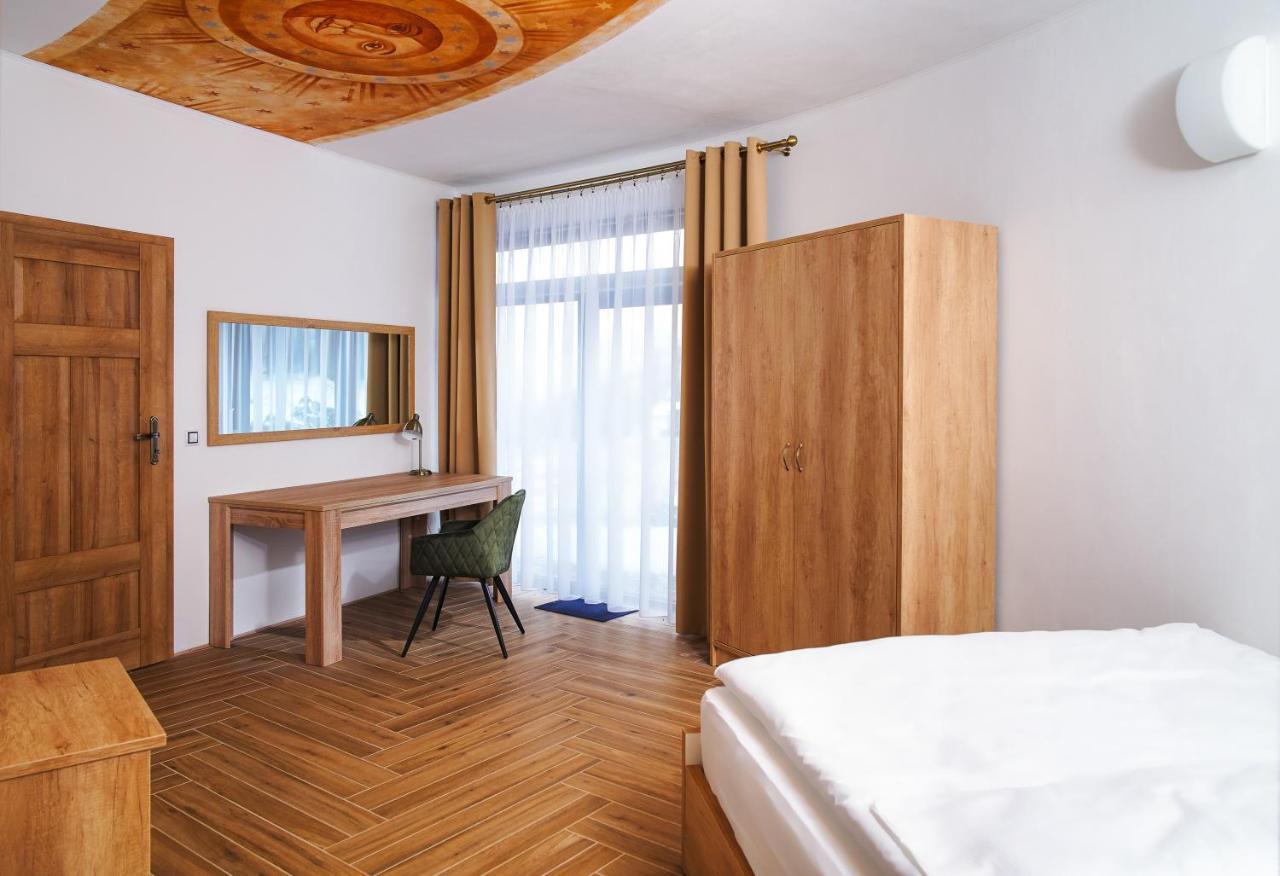 Hotel Dymnik รุมบวร์ก ภายนอก รูปภาพ